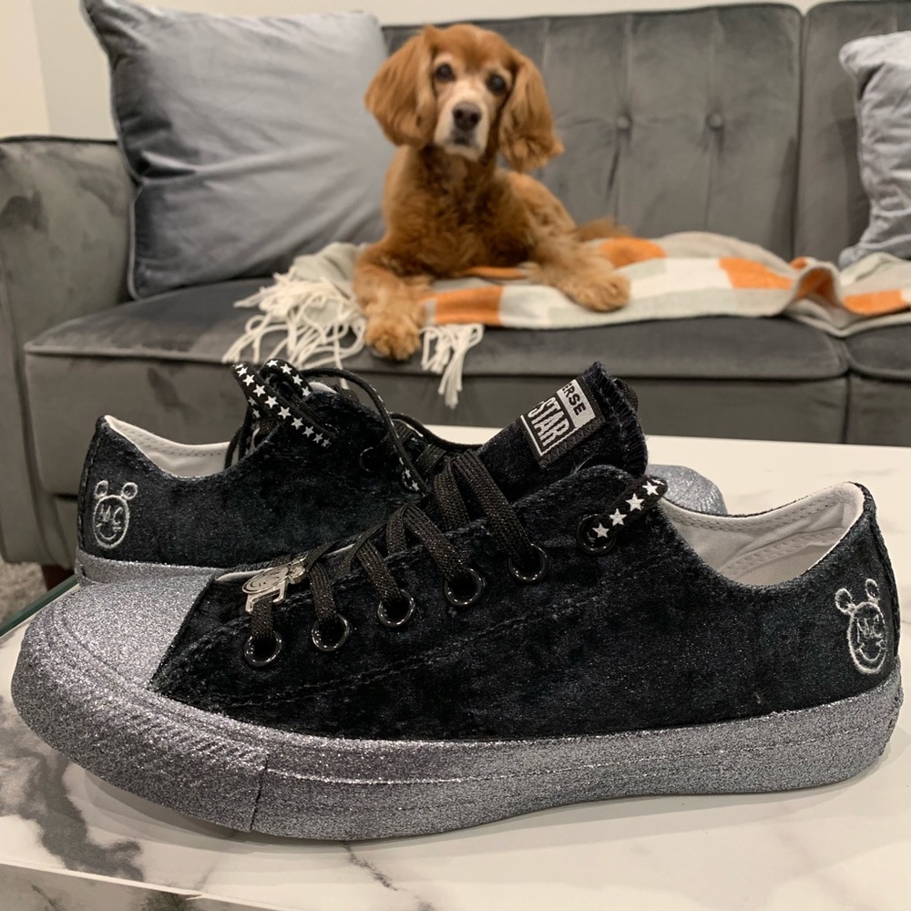 Converse Miley Cyrus WMNs Low 563722C Sz 8